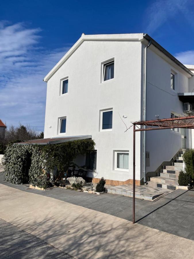 Apartments Frigan ماسلينتسا المظهر الخارجي الصورة